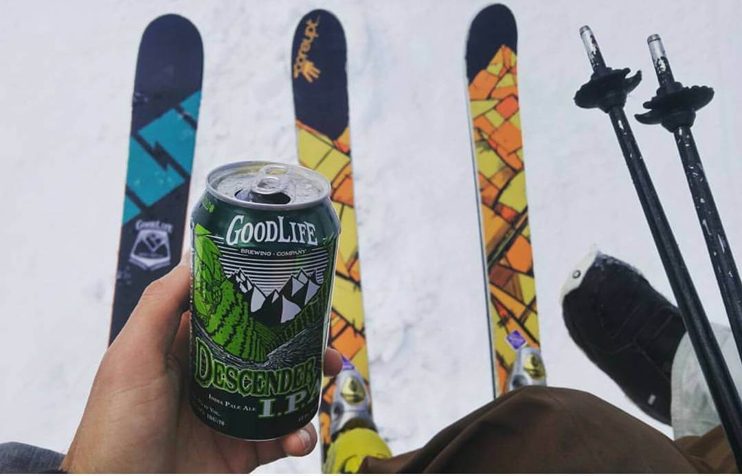 Last of the turns! But looking forward to Descender by the pool too! 📷:@dewhaus23 🍺
🍺
🍺
Be sure to hit up The BrewSki Brewfest happening this weekend @mtbachelor 🍺